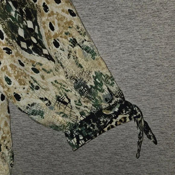 Fig & Flower Animal Print Blouse Women's XL 3/4 Sleeve Bubble Hem Anthropologie - Picture 3 of 9